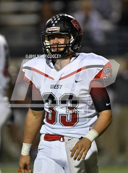 Thumbnail 2 in West vs. Cameron Yoe (UIL 3A Bi-District Playoff) photogallery.