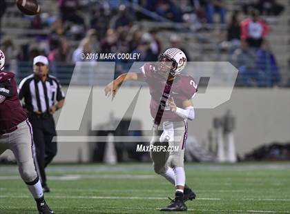Thumbnail 1 in West vs. Cameron Yoe (UIL 3A Bi-District Playoff) photogallery.