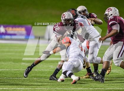 Thumbnail 2 in West vs. Cameron Yoe (UIL 3A Bi-District Playoff) photogallery.