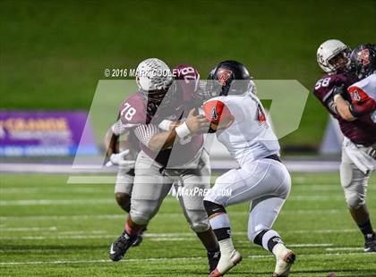 Thumbnail 1 in West vs. Cameron Yoe (UIL 3A Bi-District Playoff) photogallery.