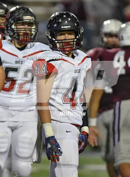 Thumbnail 1 in West vs. Cameron Yoe (UIL 3A Bi-District Playoff) photogallery.