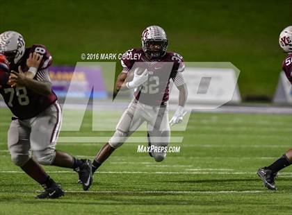 Thumbnail 3 in West vs. Cameron Yoe (UIL 3A Bi-District Playoff) photogallery.
