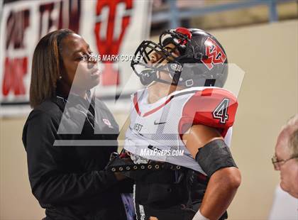 Thumbnail 3 in West vs. Cameron Yoe (UIL 3A Bi-District Playoff) photogallery.