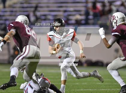 Thumbnail 1 in West vs. Cameron Yoe (UIL 3A Bi-District Playoff) photogallery.