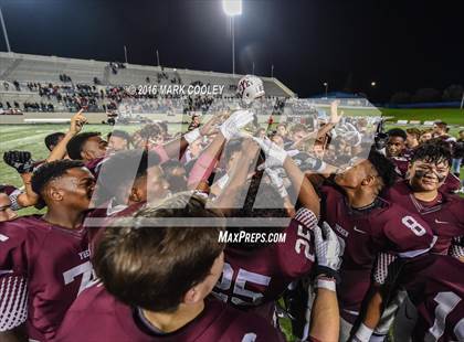 Thumbnail 1 in West vs. Cameron Yoe (UIL 3A Bi-District Playoff) photogallery.