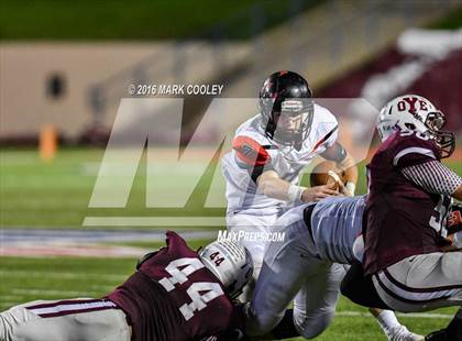 Thumbnail 1 in West vs. Cameron Yoe (UIL 3A Bi-District Playoff) photogallery.