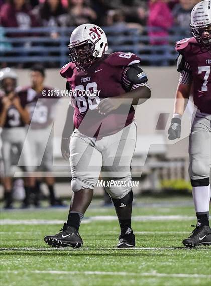 Thumbnail 3 in West vs. Cameron Yoe (UIL 3A Bi-District Playoff) photogallery.