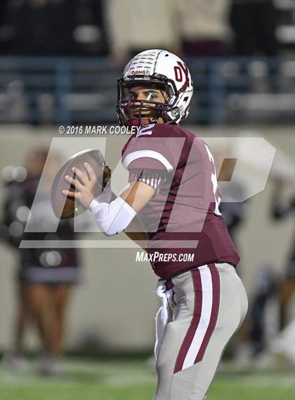 Thumbnail 1 in West vs. Cameron Yoe (UIL 3A Bi-District Playoff) photogallery.