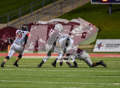 Thumbnail 1 in West vs. Cameron Yoe (UIL 3A Bi-District Playoff) photogallery.