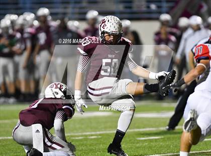 Thumbnail 1 in West vs. Cameron Yoe (UIL 3A Bi-District Playoff) photogallery.