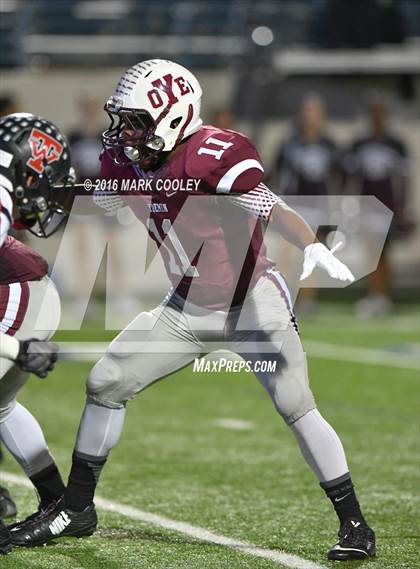 Thumbnail 1 in West vs. Cameron Yoe (UIL 3A Bi-District Playoff) photogallery.