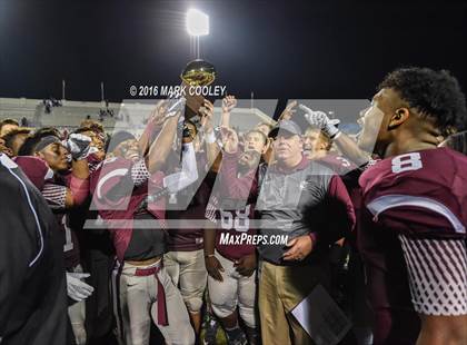 Thumbnail 2 in West vs. Cameron Yoe (UIL 3A Bi-District Playoff) photogallery.