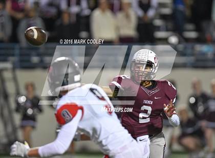 Thumbnail 2 in West vs. Cameron Yoe (UIL 3A Bi-District Playoff) photogallery.