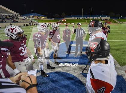 Thumbnail 2 in West vs. Cameron Yoe (UIL 3A Bi-District Playoff) photogallery.
