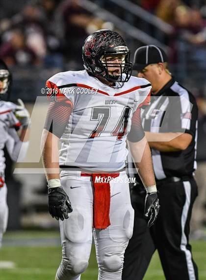 Thumbnail 1 in West vs. Cameron Yoe (UIL 3A Bi-District Playoff) photogallery.