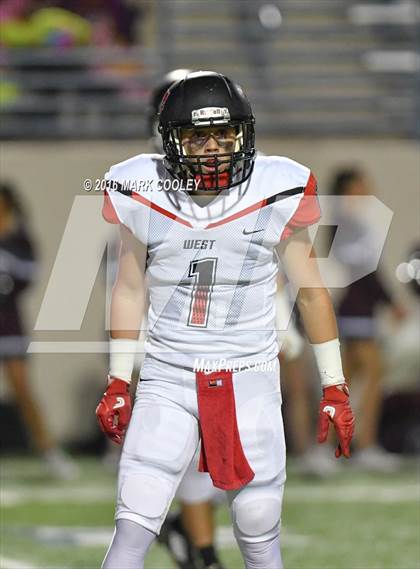 Thumbnail 2 in West vs. Cameron Yoe (UIL 3A Bi-District Playoff) photogallery.