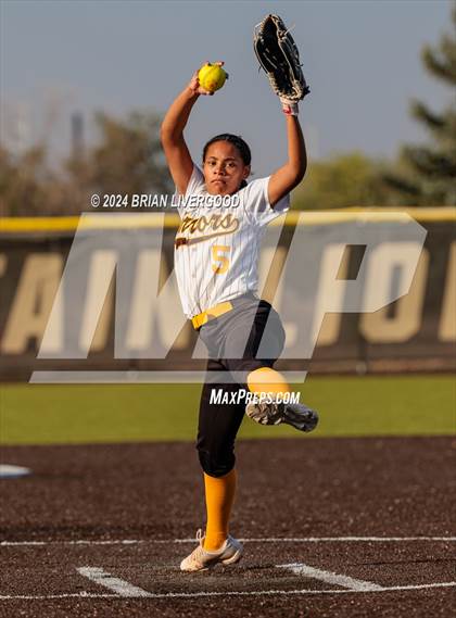 Thumbnail 2 in Widefield @ Palmer photogallery.