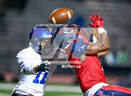 Thumbnail 3 in Pleasant Grove vs Davis photogallery.