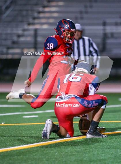 Thumbnail 3 in Pleasant Grove vs Davis photogallery.