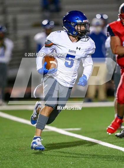 Thumbnail 2 in Pleasant Grove vs Davis photogallery.