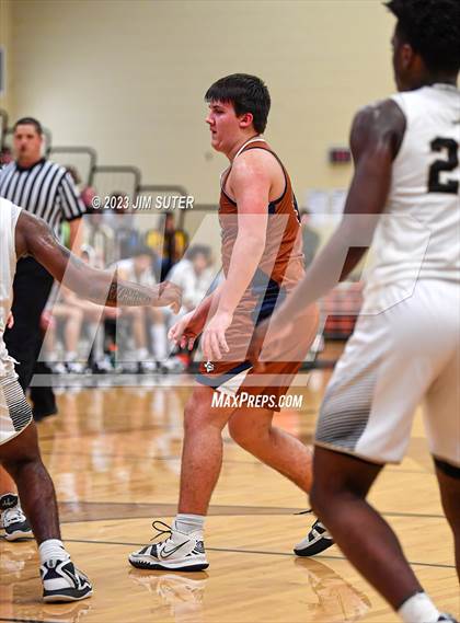 Thumbnail 3 in Giddings vs Caldwell photogallery.
