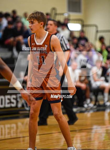 Thumbnail 1 in Giddings vs Caldwell photogallery.