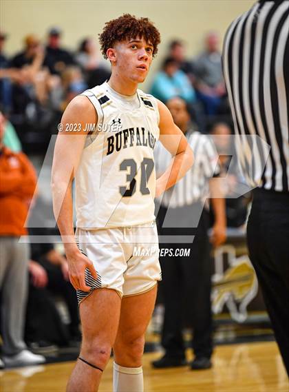 Thumbnail 1 in Giddings vs Caldwell photogallery.