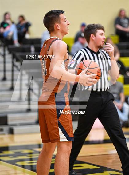 Thumbnail 1 in Giddings vs Caldwell photogallery.