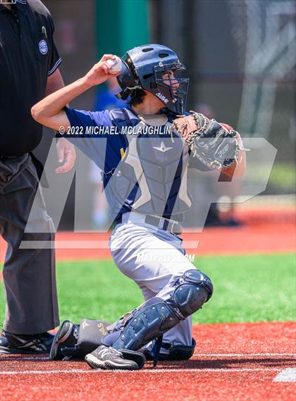Thumbnail 3 in Massapequa vs Farmingdale (NYSPHSAA Section VIII Class AA Final) photogallery.