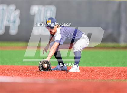 Thumbnail 3 in Massapequa vs Farmingdale (NYSPHSAA Section VIII Class AA Final) photogallery.