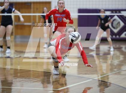Thumbnail 3 in Fort Frye vs. Adena (OHSAA D3 Regional) photogallery.