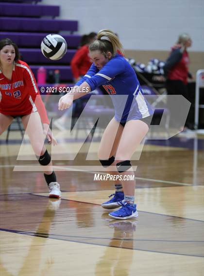 Thumbnail 1 in Fort Frye vs. Adena (OHSAA D3 Regional) photogallery.