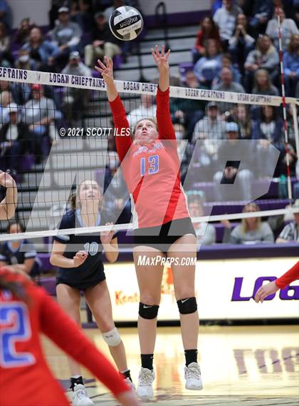 Thumbnail 2 in Fort Frye vs. Adena (OHSAA D3 Regional) photogallery.