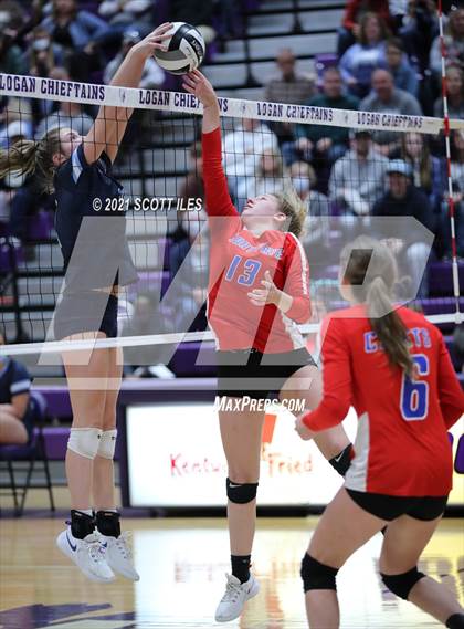 Thumbnail 3 in Fort Frye vs. Adena (OHSAA D3 Regional) photogallery.