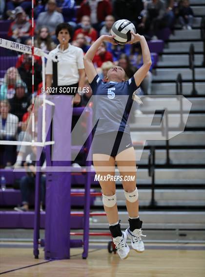 Thumbnail 3 in Fort Frye vs. Adena (OHSAA D3 Regional) photogallery.