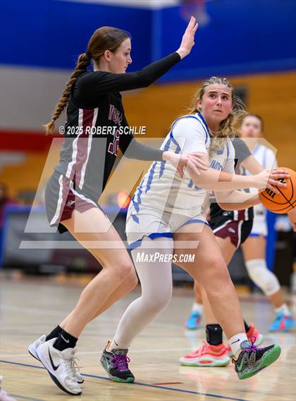 Thumbnail 3 in Woodcreek vs. Rocklin (Folsom Vista Winter Classic) photogallery.
