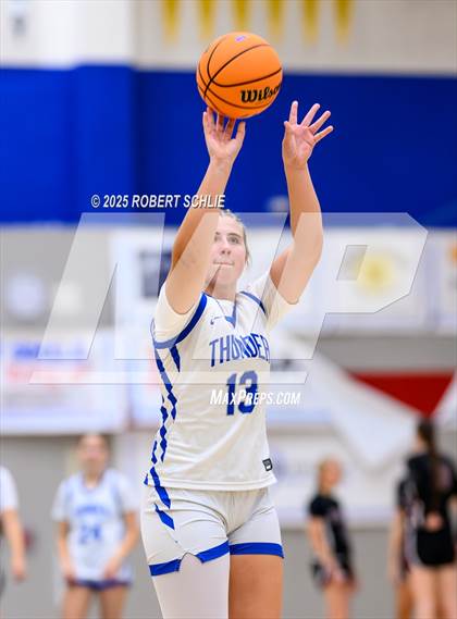 Thumbnail 3 in Woodcreek vs. Rocklin (Folsom Vista Winter Classic) photogallery.