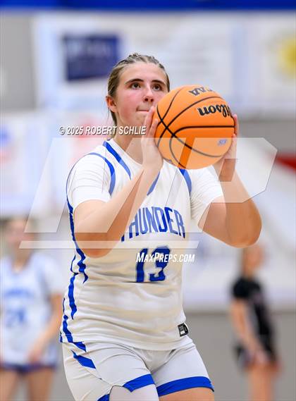 Thumbnail 2 in Woodcreek vs. Rocklin (Folsom Vista Winter Classic) photogallery.