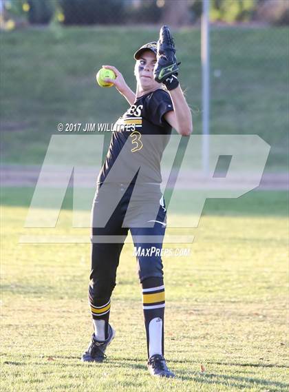 Thumbnail 2 in Marcos de Niza vs Veritas Prep (Chandler Prep Softball Classic Gold Final) photogallery.