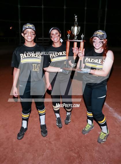 Thumbnail 3 in Marcos de Niza vs Veritas Prep (Chandler Prep Softball Classic Gold Final) photogallery.