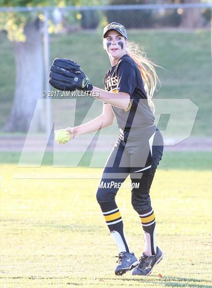 Thumbnail 1 in Marcos de Niza vs Veritas Prep (Chandler Prep Softball Classic Gold Final) photogallery.
