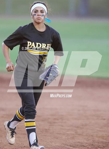 Thumbnail 1 in Marcos de Niza vs Veritas Prep (Chandler Prep Softball Classic Gold Final) photogallery.