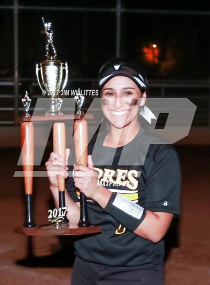 Thumbnail 3 in Marcos de Niza vs Veritas Prep (Chandler Prep Softball Classic Gold Final) photogallery.