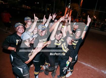 Thumbnail 2 in Marcos de Niza vs Veritas Prep (Chandler Prep Softball Classic Gold Final) photogallery.