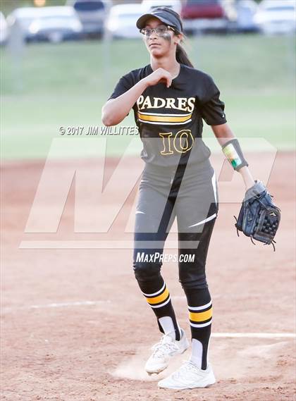 Thumbnail 1 in Marcos de Niza vs Veritas Prep (Chandler Prep Softball Classic Gold Final) photogallery.