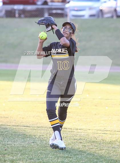 Thumbnail 3 in Marcos de Niza vs Veritas Prep (Chandler Prep Softball Classic Gold Final) photogallery.