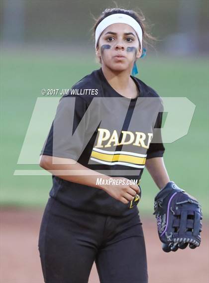 Thumbnail 2 in Marcos de Niza vs Veritas Prep (Chandler Prep Softball Classic Gold Final) photogallery.