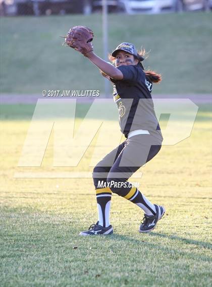 Thumbnail 3 in Marcos de Niza vs Veritas Prep (Chandler Prep Softball Classic Gold Final) photogallery.