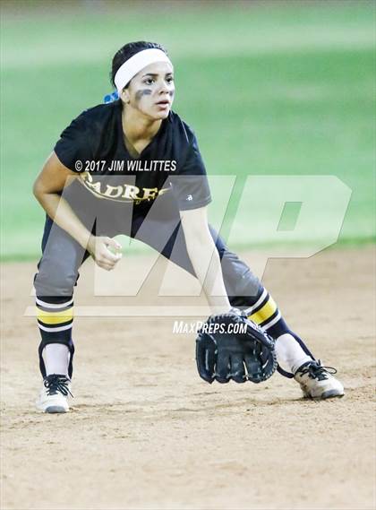 Thumbnail 3 in Marcos de Niza vs Veritas Prep (Chandler Prep Softball Classic Gold Final) photogallery.