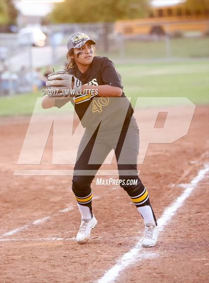 Thumbnail 2 in Marcos de Niza vs Veritas Prep (Chandler Prep Softball Classic Gold Final) photogallery.